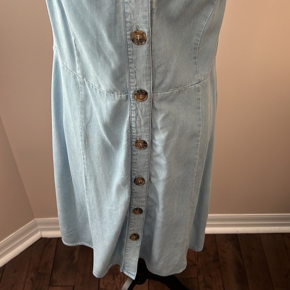 Le Chateau L Blue Off The Shoulder Summer Dress NWT - Picture 3 of 5